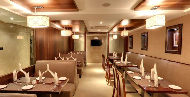 Oyo 1545 Hotel Shivani International Ahmedabad Bagian luar foto