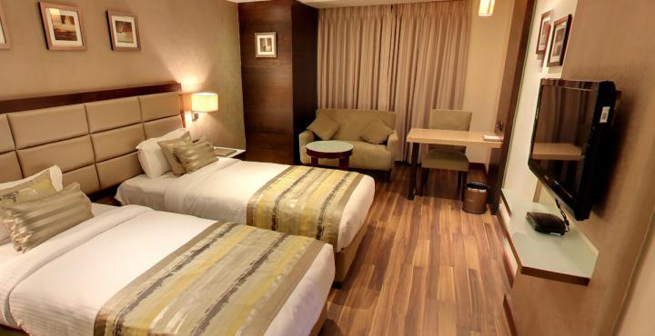Oyo 1545 Hotel Shivani International Ahmedabad Bagian luar foto